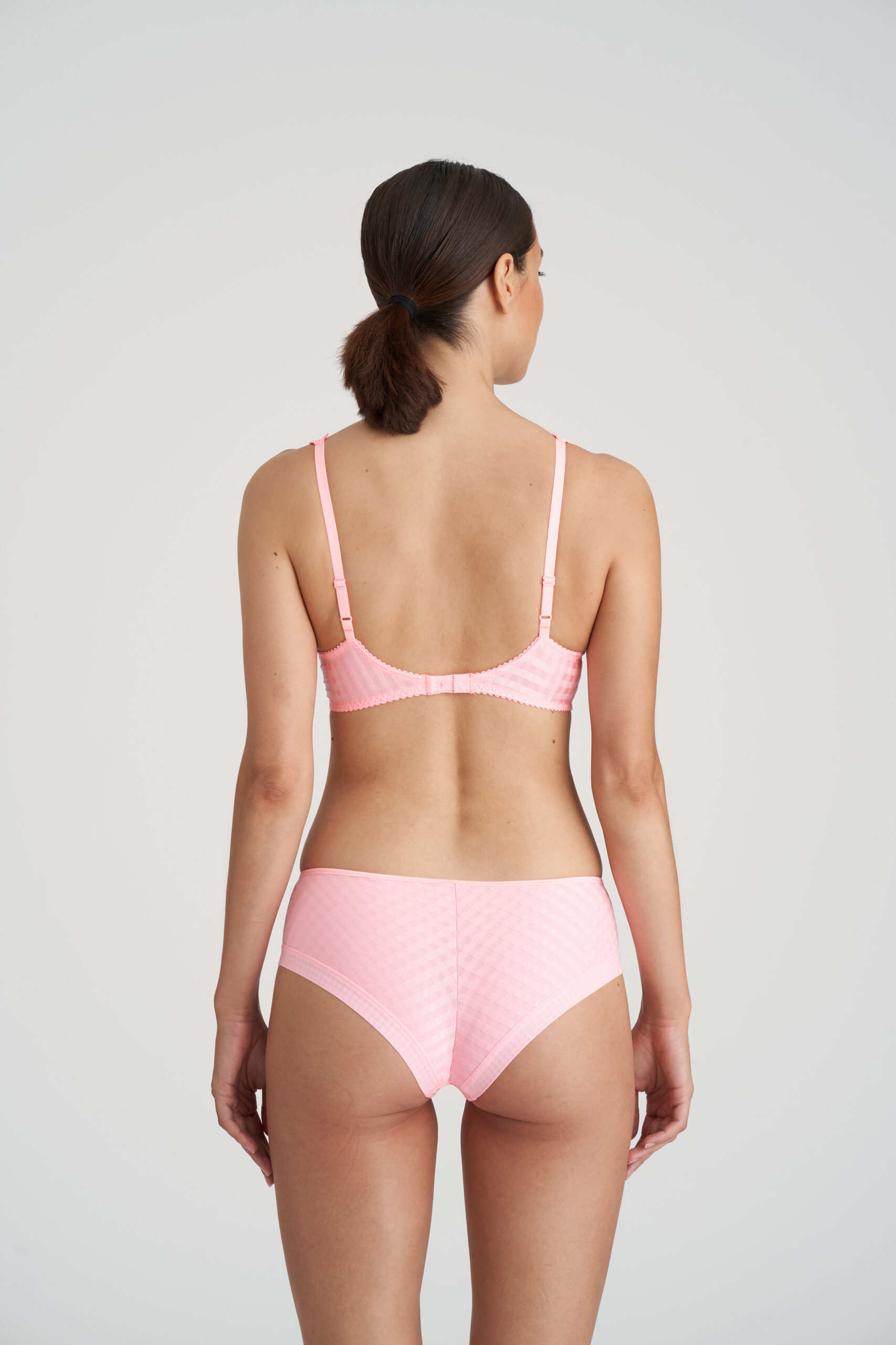 Avero_Avero_Shorty_Rose_0500415_PPF_6